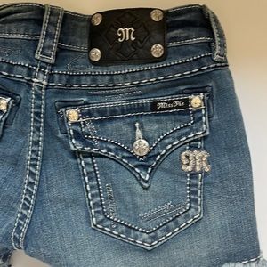 Miss Me Distressed Cut off Shorts Size 27